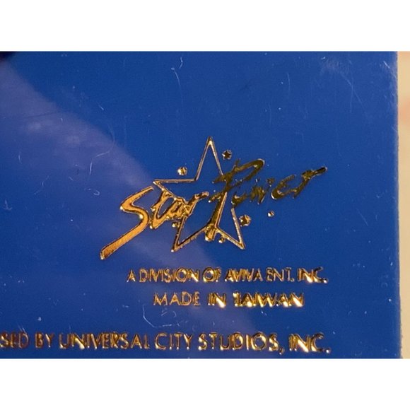 Universal Studio E.T. Lapel Pin - Picture 11 of 13